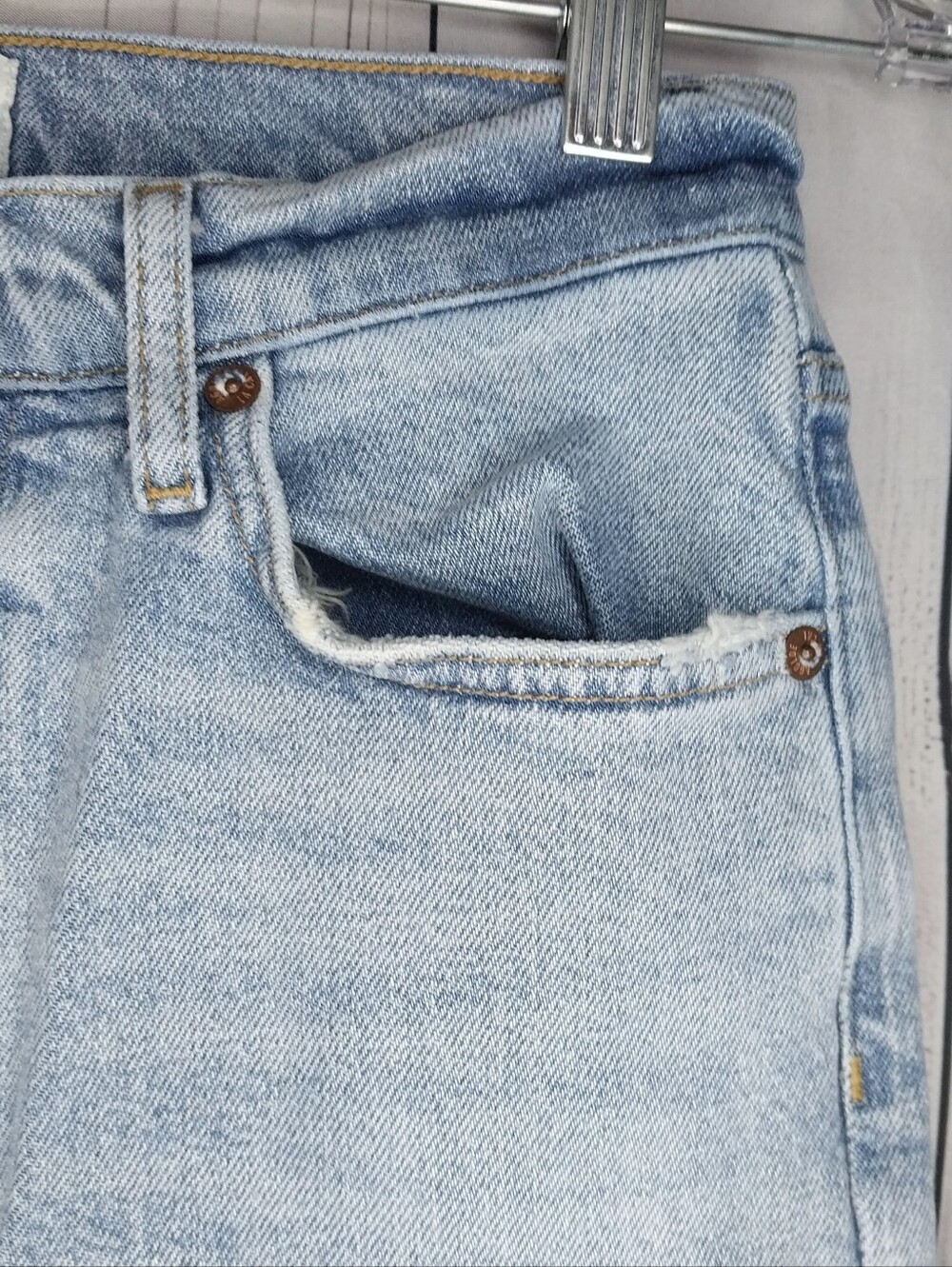 AGOLDE Light Wash Straight Leg Casual High-Rise Everyday Jeans - Picture 4 of 8